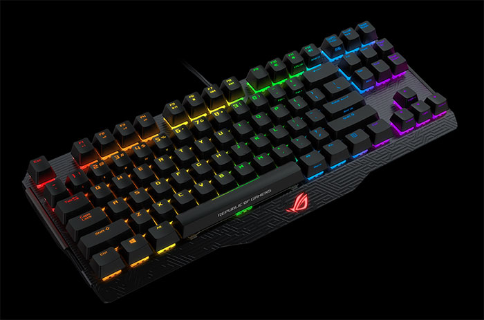 Claviers mécaniques gaming ROG Claymore et ROG Claymore Core